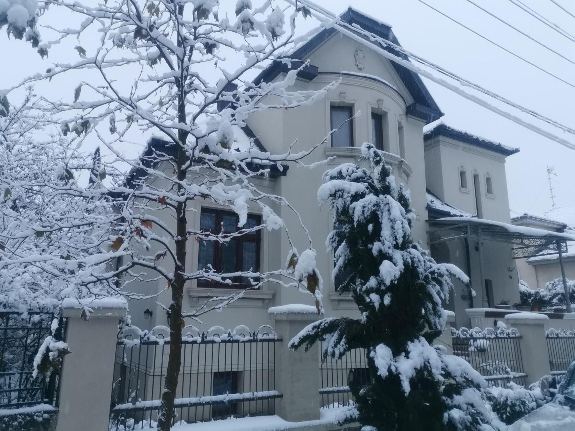 Kuria Apartman With Private Jacuzzi And Pool Budapeste Exterior foto