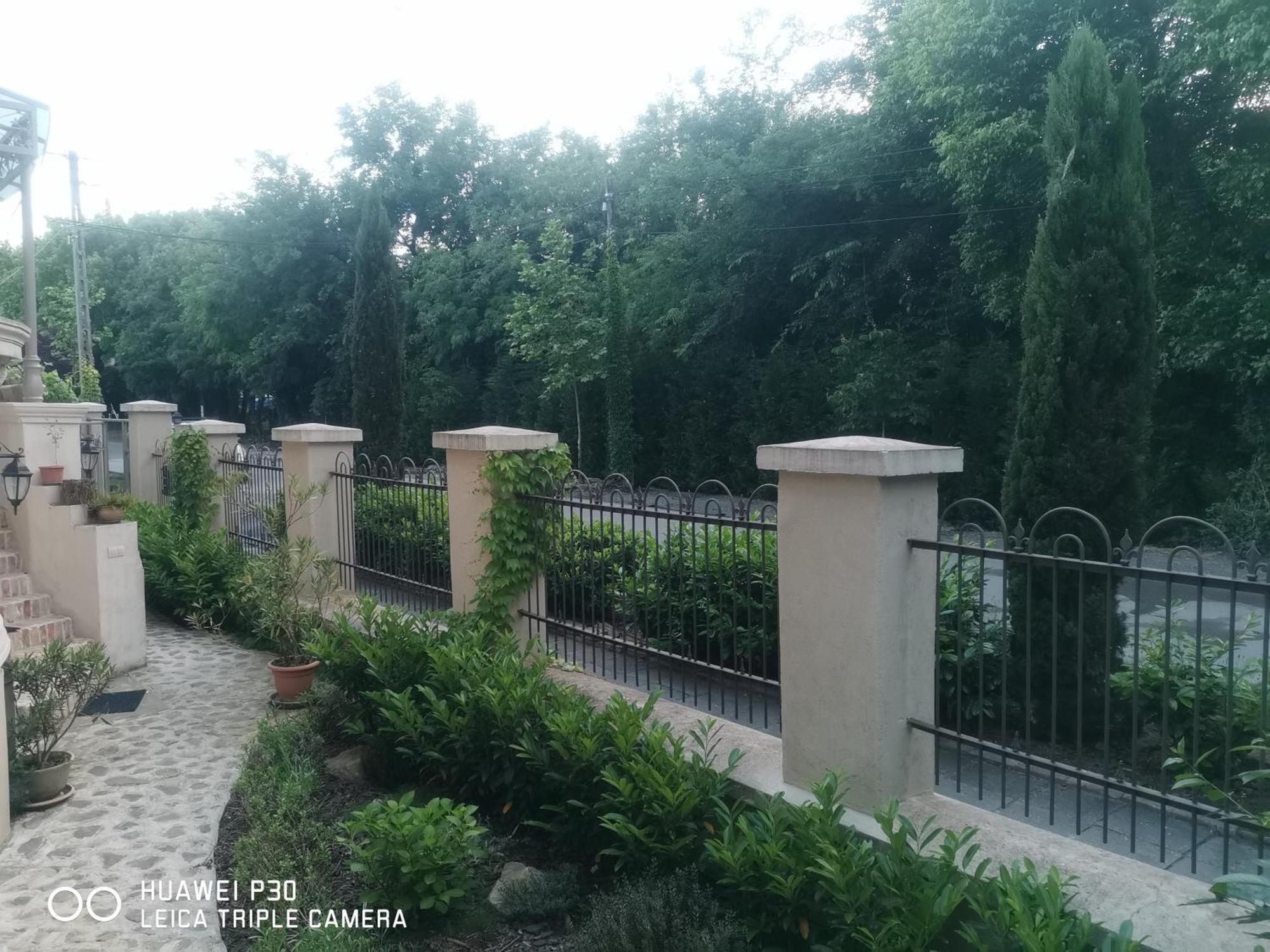 Kuria Apartman With Private Jacuzzi And Pool Budapeste Exterior foto